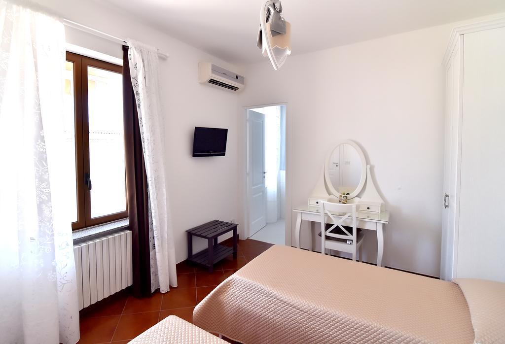 B&B Home Sweet Home Rosolini Exterior photo